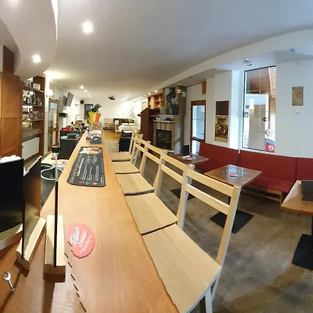 阿达玛放松旅馆 招待所 Dolná Tižina