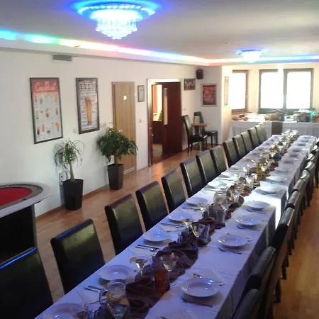 Relax U Adama Gasthuis 3*