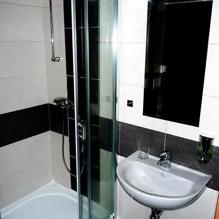 阿达玛放松旅馆 招待所 Dolná Tižina