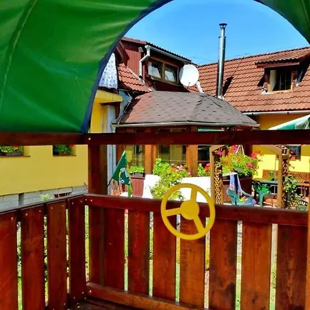 Relax U Adama Guest house